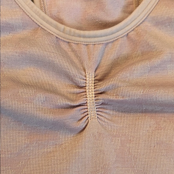 Gymshark Adapt Camo Seamless Tank Pink Racerback Workout Top Size M - Picture 5 of 8